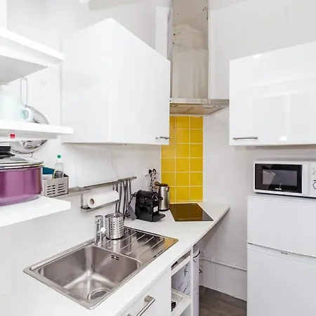 Very Nice And Bright Studio Near Paris Pantin